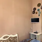 подобова оренда 2-поверхової 4-кімнатної квартири в центрі одеси Apartment Odessa