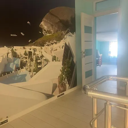 Apartamento подобова оренда 2-поверхової 4-кімнатної квартири в центрі одеси *