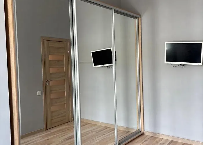 подобова оренда 2-поверхової 4-кімнатної квартири в центрі одеси Appartement