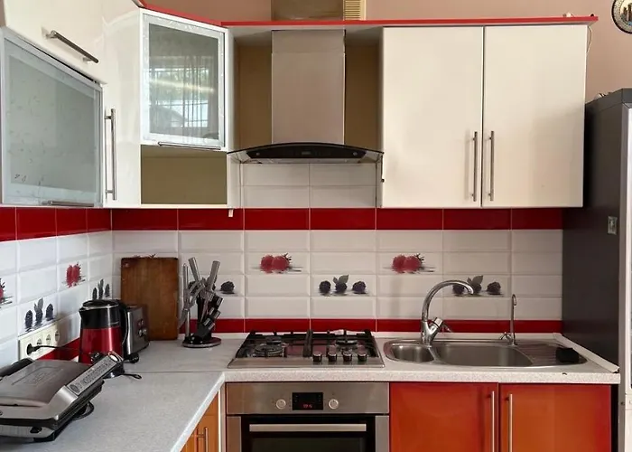 Appartement подобова оренда 2-поверхової 4-кімнатної квартири в центрі одеси Odessa